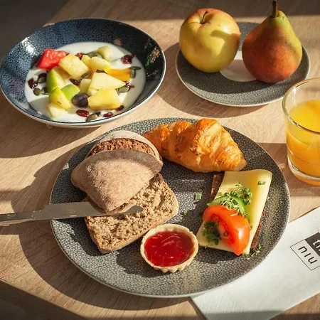 The Niu Cab Hotel 3*